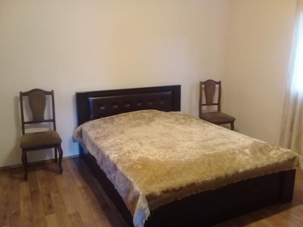 Guest House Gikacha Tbilisi Ngoại thất bức ảnh